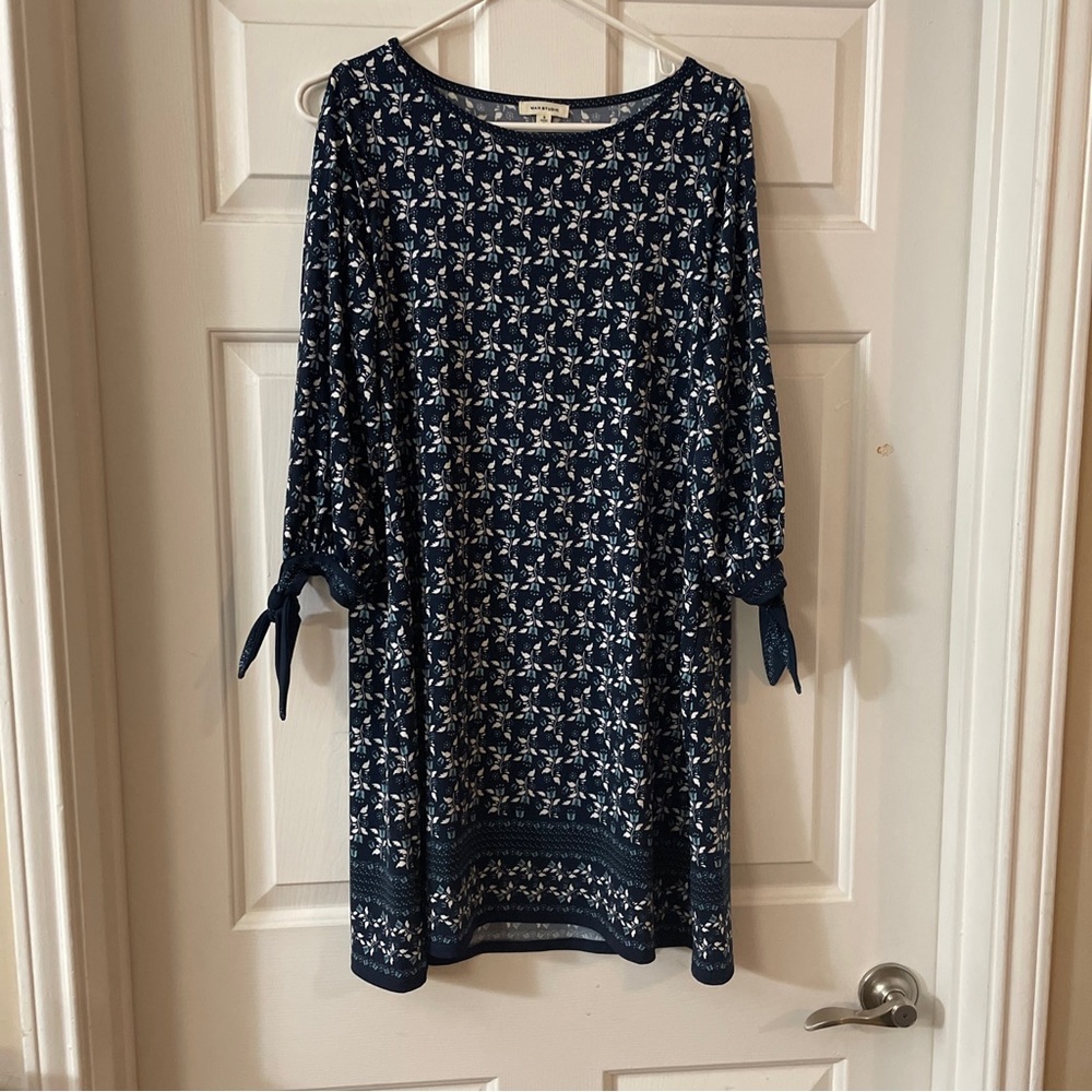 Max Studio Dress Blue Floral Size Small